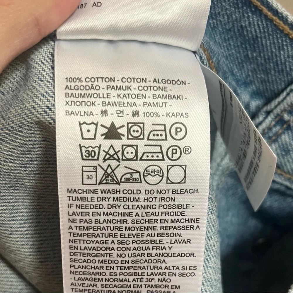 Levi’s NWT Button Front Denim Skirt - Picture 4 of 4